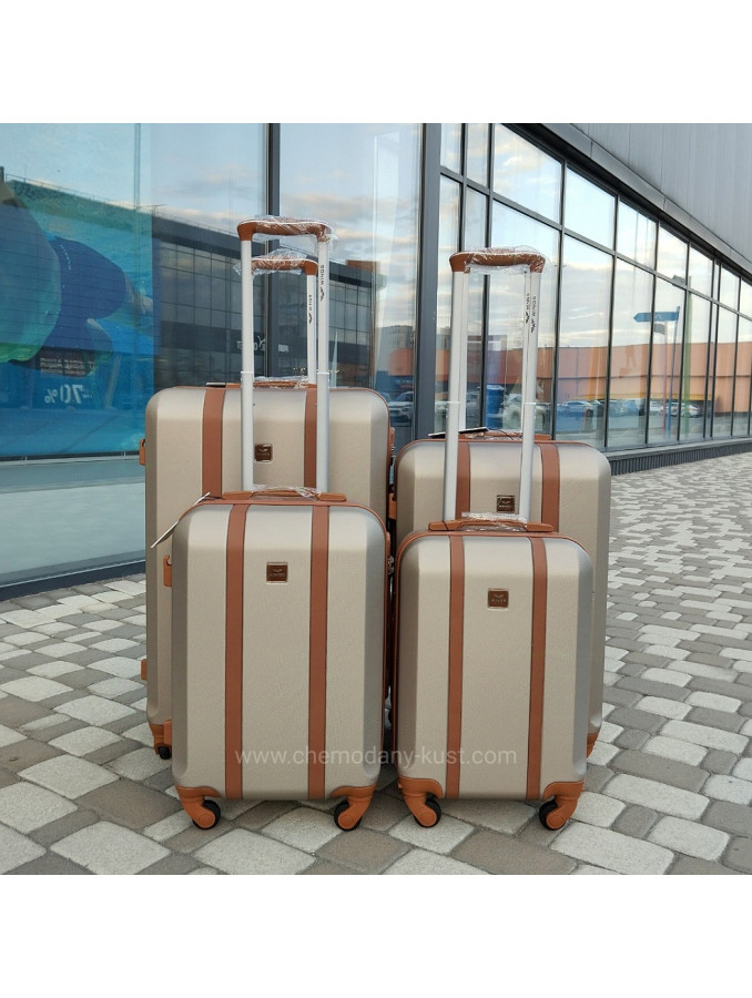 Чемодан пластиковый Wings GDW01 шампань XS Чемодан пластиковый Wings GDW01 шампань XS