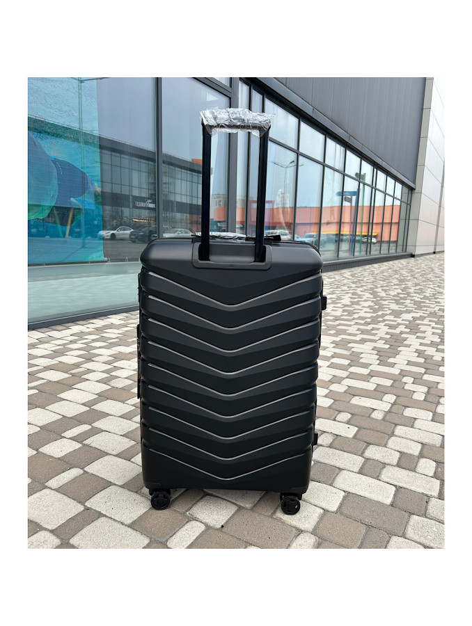 Чемодан полипропиленовый Wings PHX01 черный L